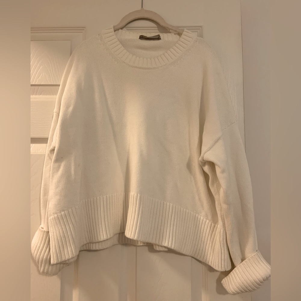 Everlane cropped boxy sweater, 100% cotton